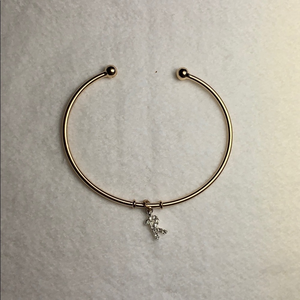 Letter R Bracelet - Picture 2 of 4